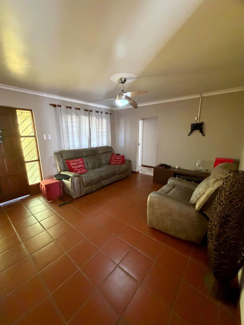 3 Bedroom Property for Sale in Soneike Western Cape